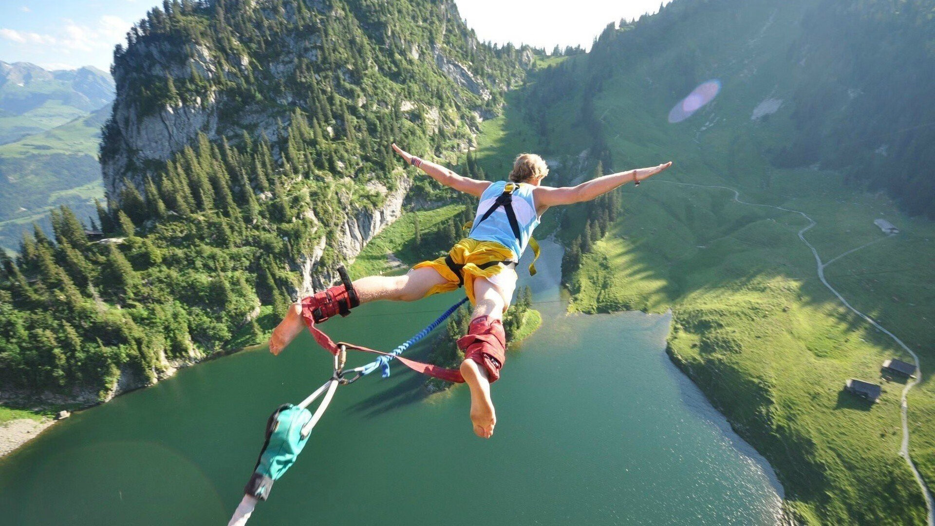 体育竞猜网站-战术奏效！本菲卡双翼齐飞压制莱比锡整场无力还手，战术奏效！本菲卡双翼齐飞压制莱比锡整场无力还手